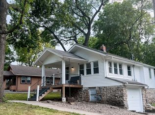 5528 Hayes St, Merriam, KS 66203