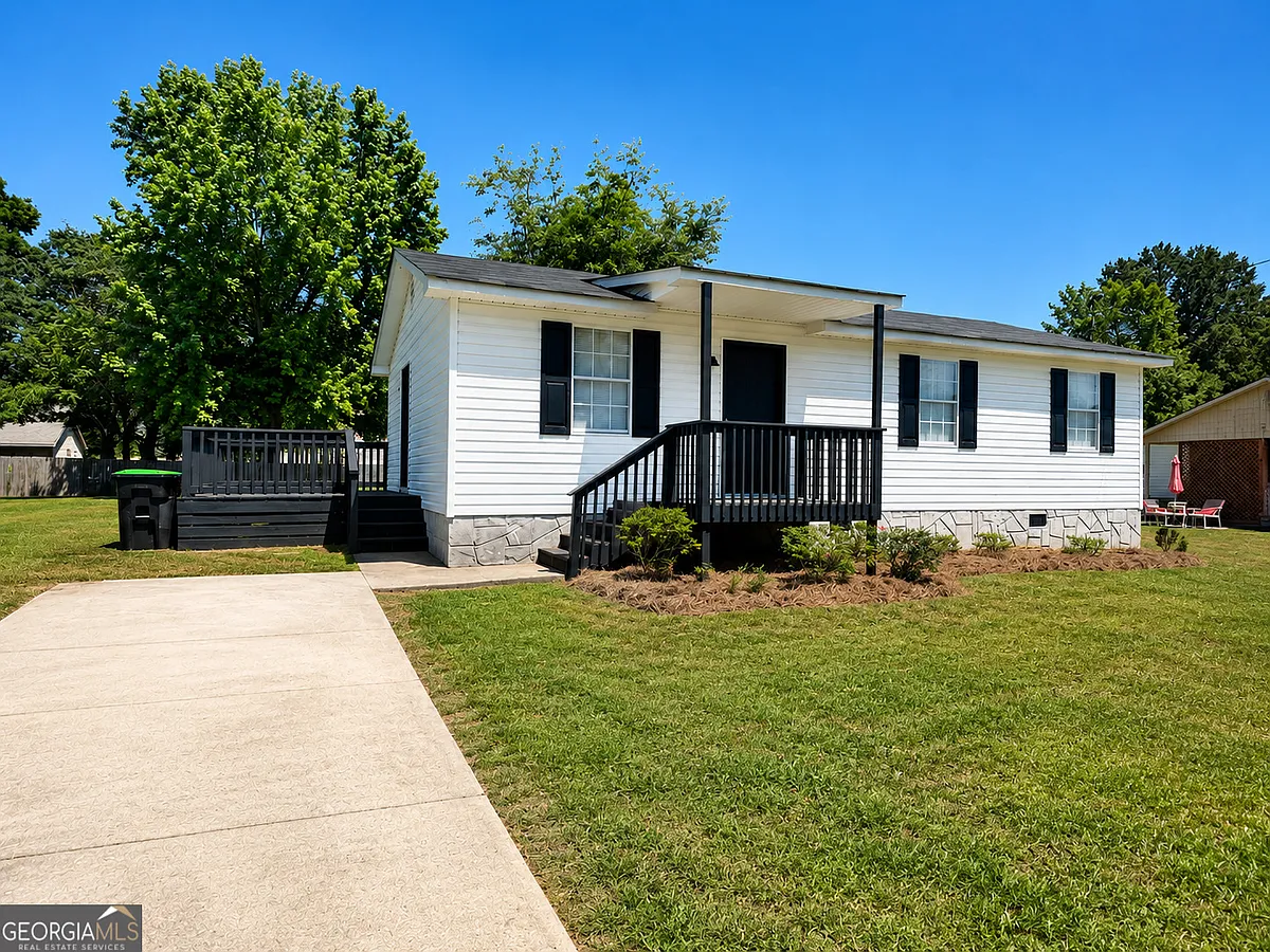 Building Photo - 116 Bradley Cir