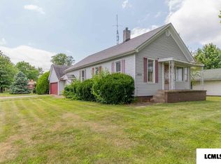 1629 Pekin St, Lincoln, IL 62656