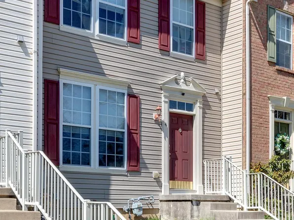 4 Bridle Path Ct, Sicklerville, NJ 08081