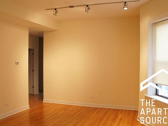 4th image of 4710 N Sheridan Rd #22S