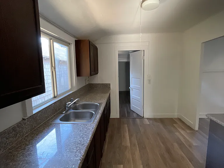 444 N Catalina Ave — Photo 8