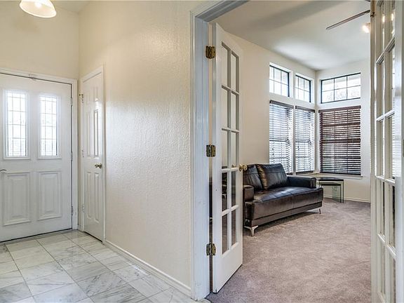 4th image of 2023 Larkspur Dr