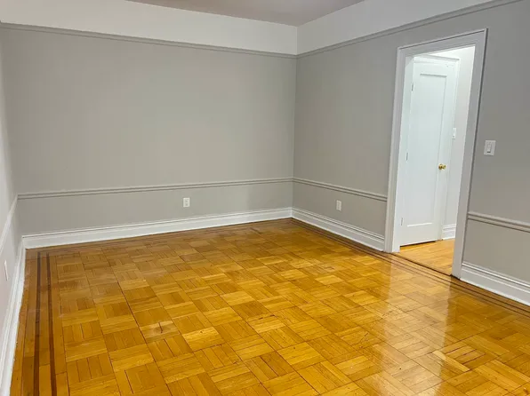 86-02 Park Lane South image 1 of 12