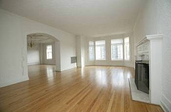 2nd image of 534 W Stratford Pl APT 10w