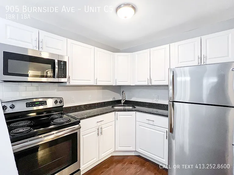 905 Burnside Ave #C5 — Photo 1