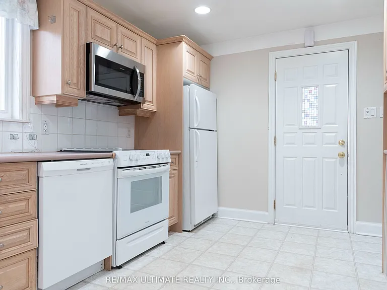 7 Joanith Dr — Photo 4