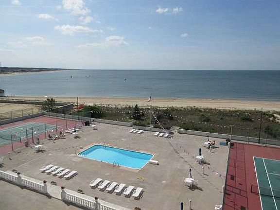 3rd image of 3300 Ocean Shore Ave APT 606
