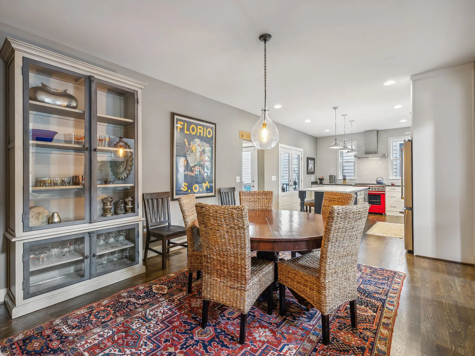 4 bed, 3.5 bath, 3000 sqft, $6,500 — Photo 3