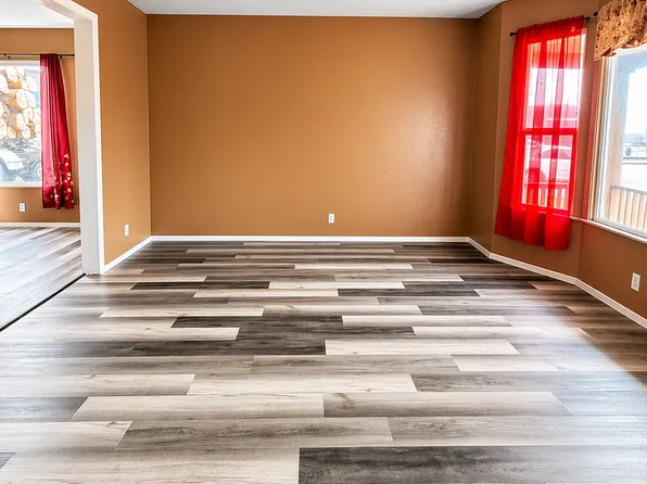 829 Emerson Ave, Hoquiam, WA 98550