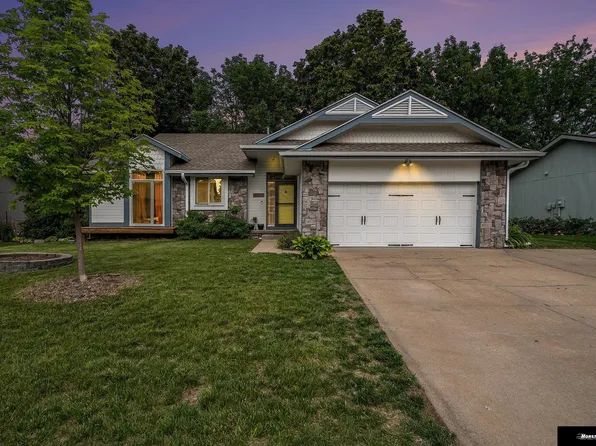 5105 S 162nd St, Omaha, NE 68135