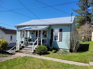 303 W Main St, Fries, VA 24330