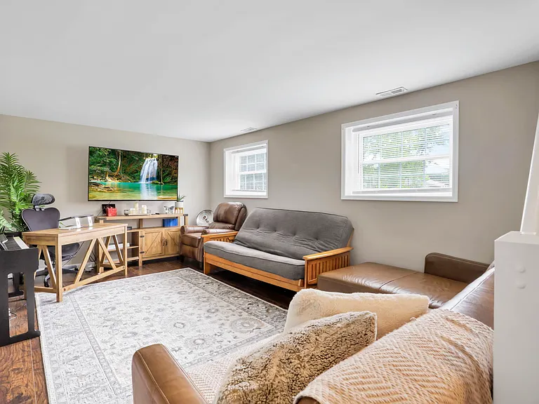 8752 Seabright Dr — Photo 26