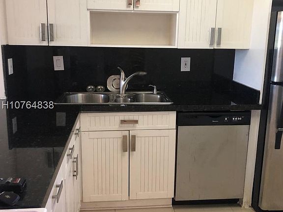 4th image of 2510 SW 81st Ave APT 105