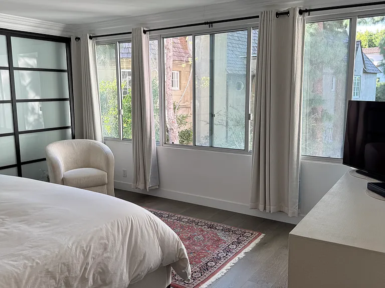 865 Comstock Ave #3E — Photo 16