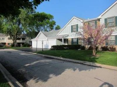 88 Ashcroft Ln Unit B1, Schaumburg, IL, 60193