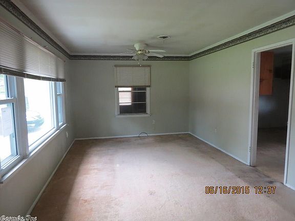2nd image of 126 Farmere Cir