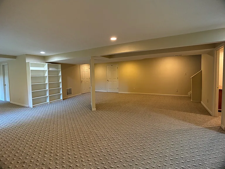 6400 Belmont Park Ct — Photo 44