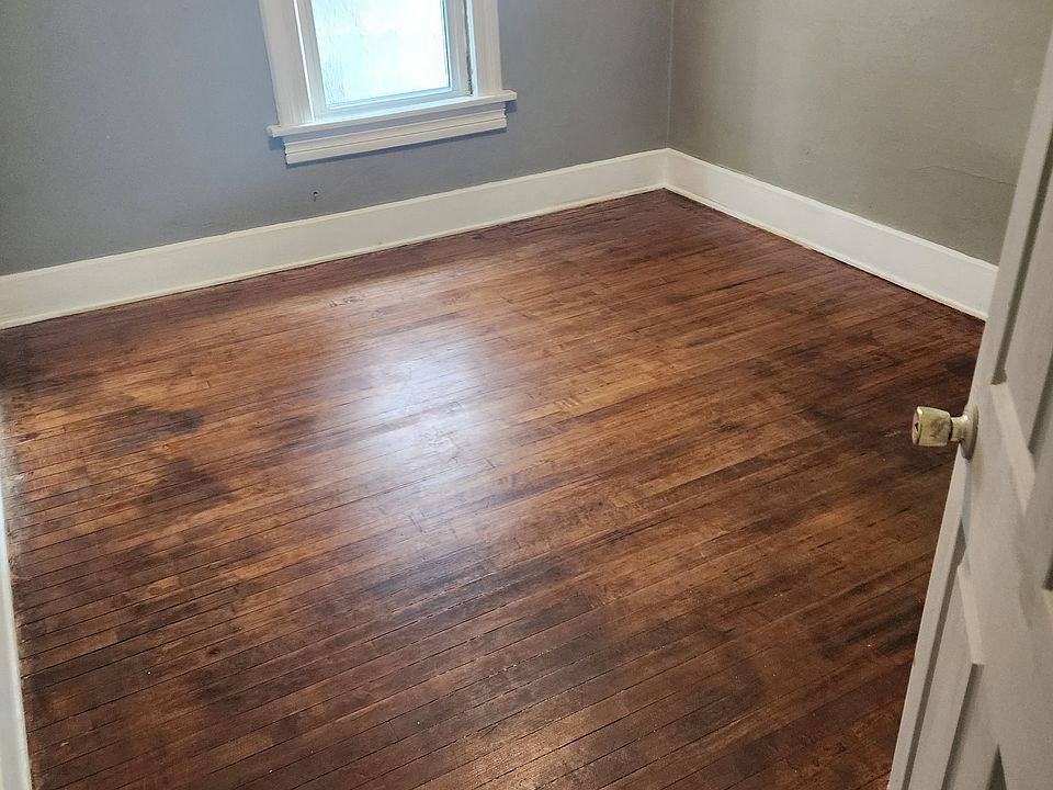 1st image of 308 10th St