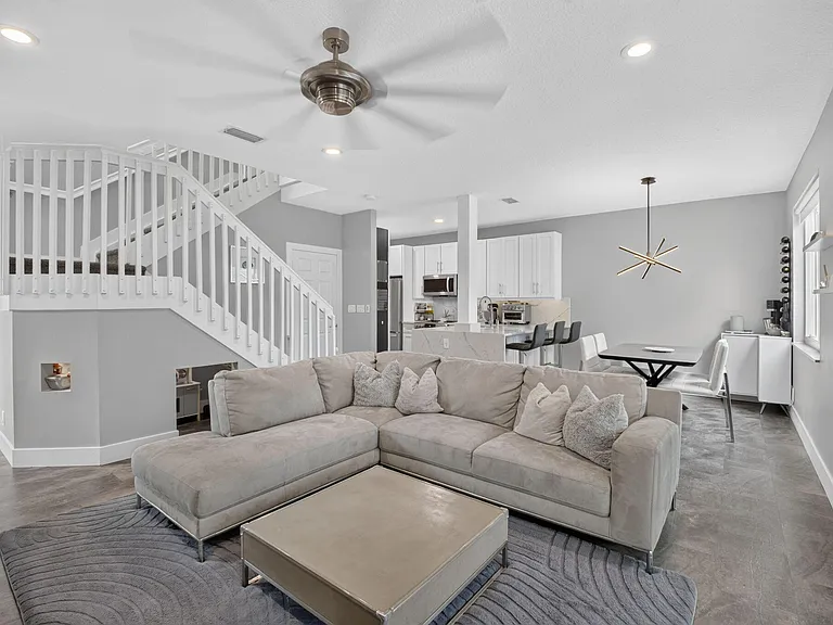 3616 Asperwood Cir — Photo 1