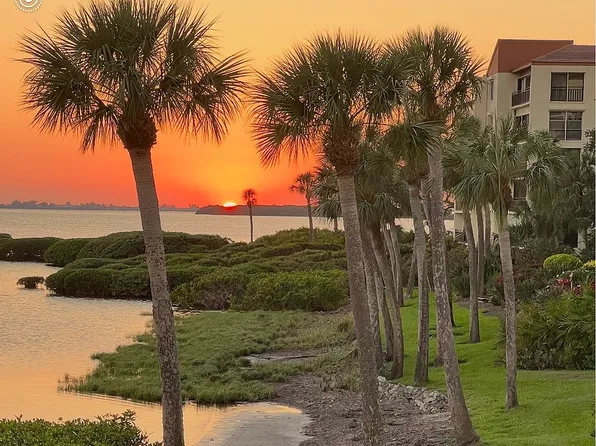 3460 Wild Oak Bay Blvd APT 143, Bradenton, FL 34210