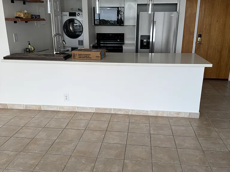 7601 E Treasure Dr #717 — Photo 18