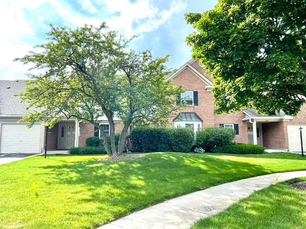 204 Dublin Ln Unit X2, Schaumburg, IL 60194