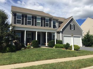 2276 Flintlock Dr, Hummelstown, PA 17036
