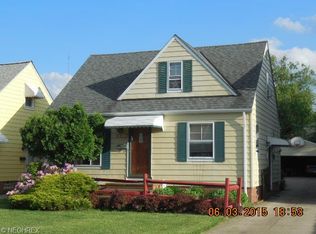 2915 Maplecrest Ave, Parma, OH 44134