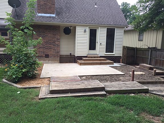 Outdoor space - raised beds