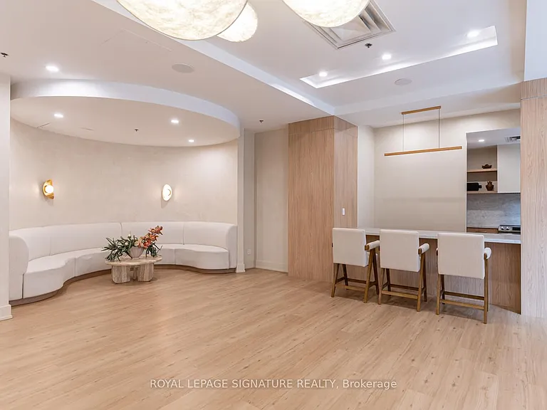 50 Lynn Williams St #614 — Photo 28