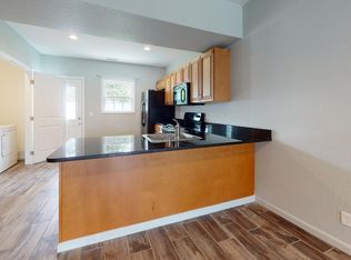 1407 Poplar St APT 605, Murray, KY 42071