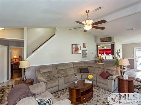 4th image of 5326 Vista Glen St