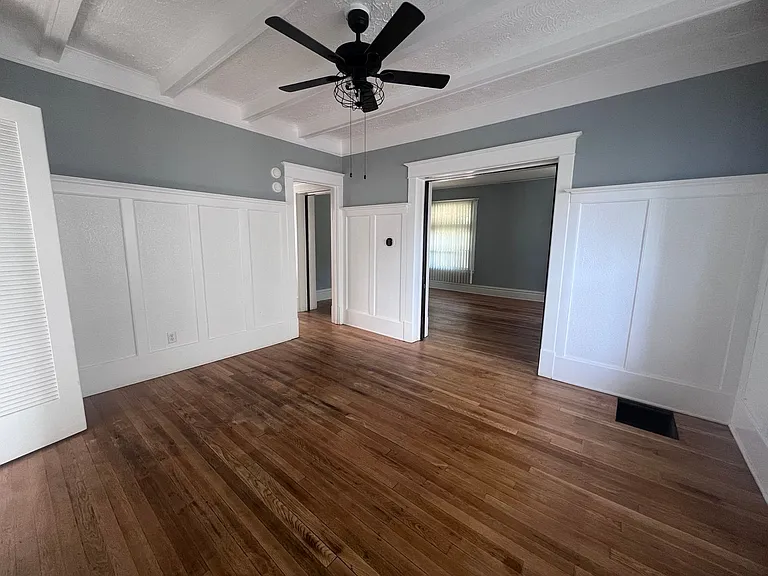 1242 Wealthy St SE — Photo 5