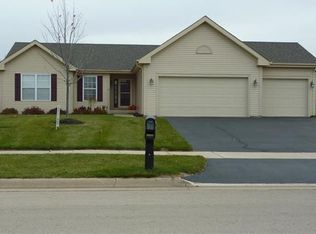 2874 Alfalfa Dr, Rockford, IL 61102