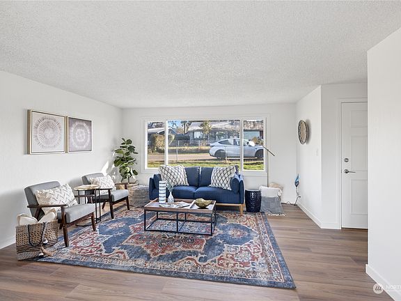 3rd image of 25045 21st Avenue S
