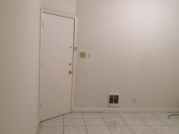 2nd image of 2038 McAllister St
