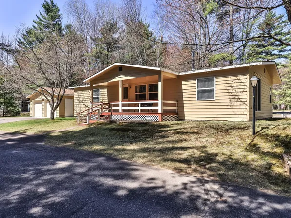 1583 Royal Carriage Rd #105, Woodruff, WI 54568
