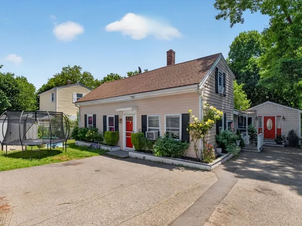 40 Lake St, Weymouth, MA 02189