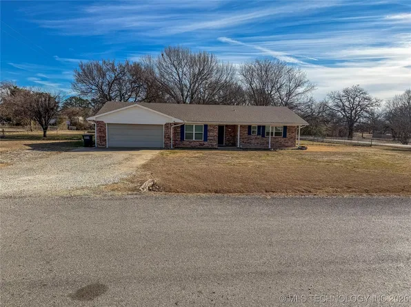 90 Barbara St, Ardmore, OK 73401