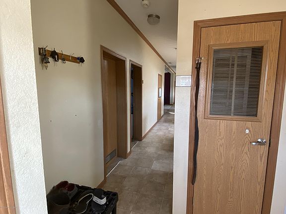 3rd image of 1009 5th Ave SE