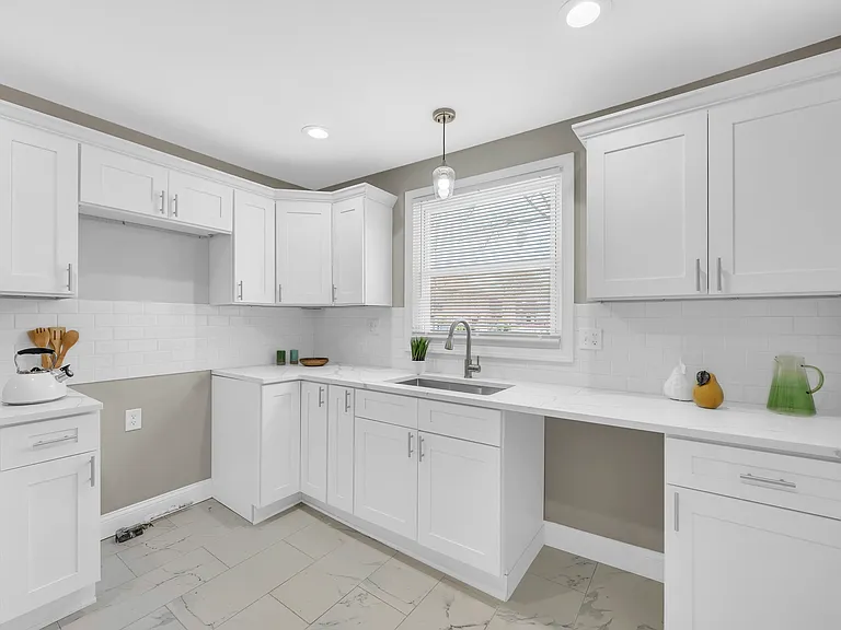 17214 Kentucky St — Photo 19