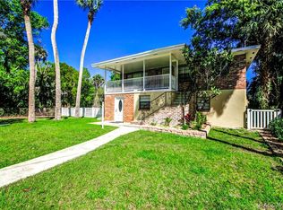 229 NE 5th St, Crystal River, FL 34429