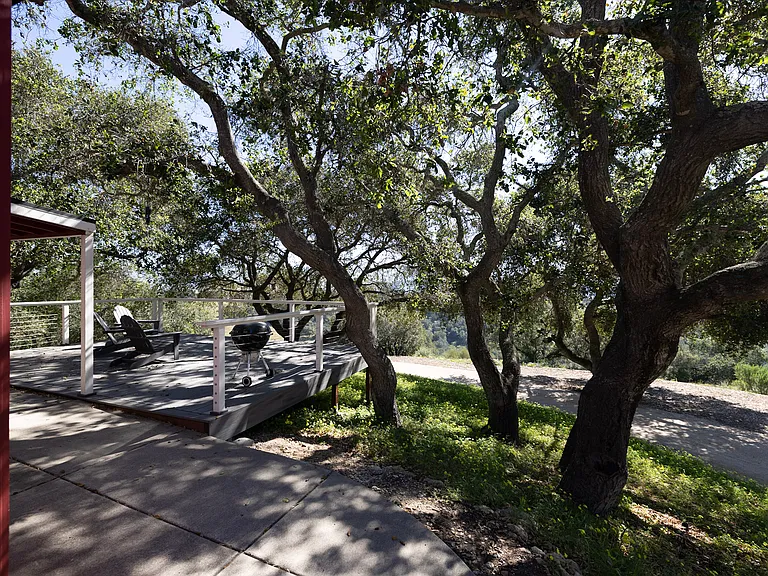 Oak Haven Ln — Photo 12