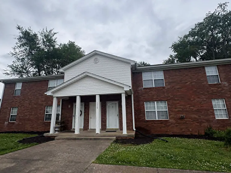 1712 McGregor Ct #D — Photo 1