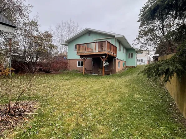 3208 Doris St, Anchorage, AK 99517