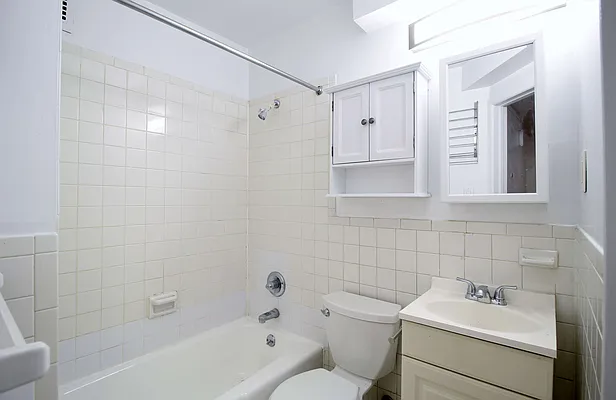 Rented by Julianna Realty Corp | media 13