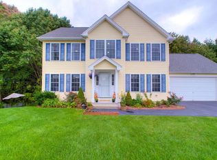 5 Memory Ave, Nashua, NH 03062