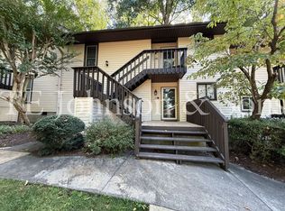 106 Turnwood Ln, Winston Salem, NC 27104