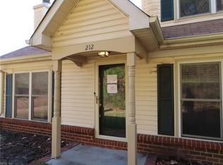 212 Burman Wood Dr, Hampton, VA 23666